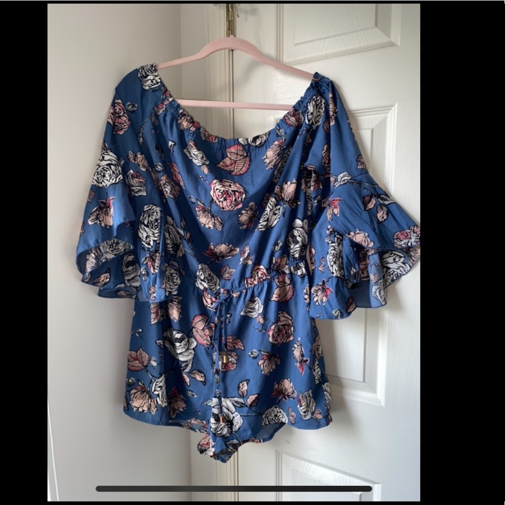 Romper - Picture 2 of 3